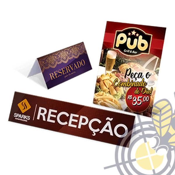 Display de Mesa Cristal com Arte Variável Tipo A PVC 0,5m 15x15cm